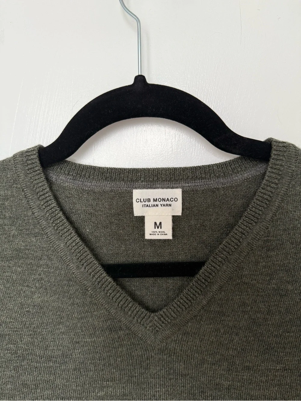 Club Monaco Men's V-Neck Sweater in Olive